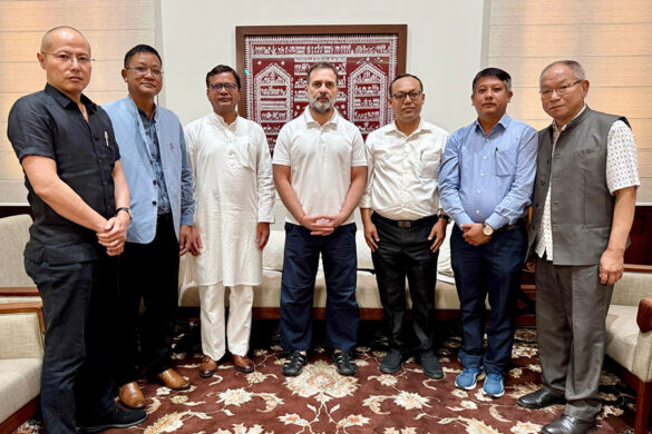 Rahul met Manipur Leaders