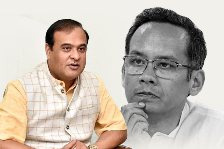 Sarma attack on Gogoi