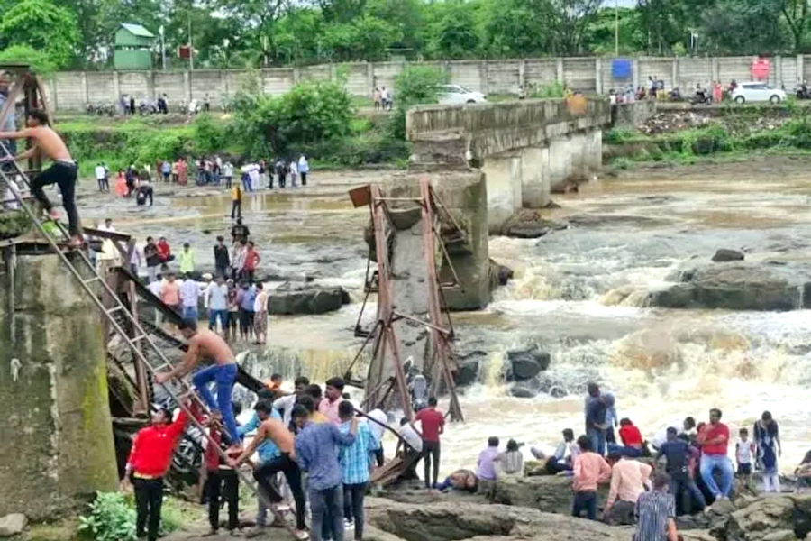 Structural audit of Bridge