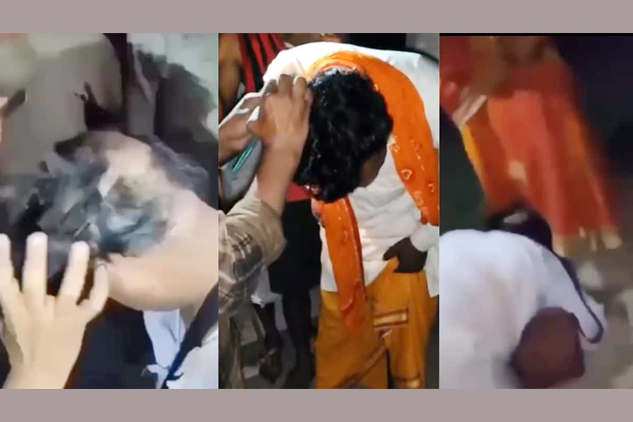Bhagwat Narrator beaten