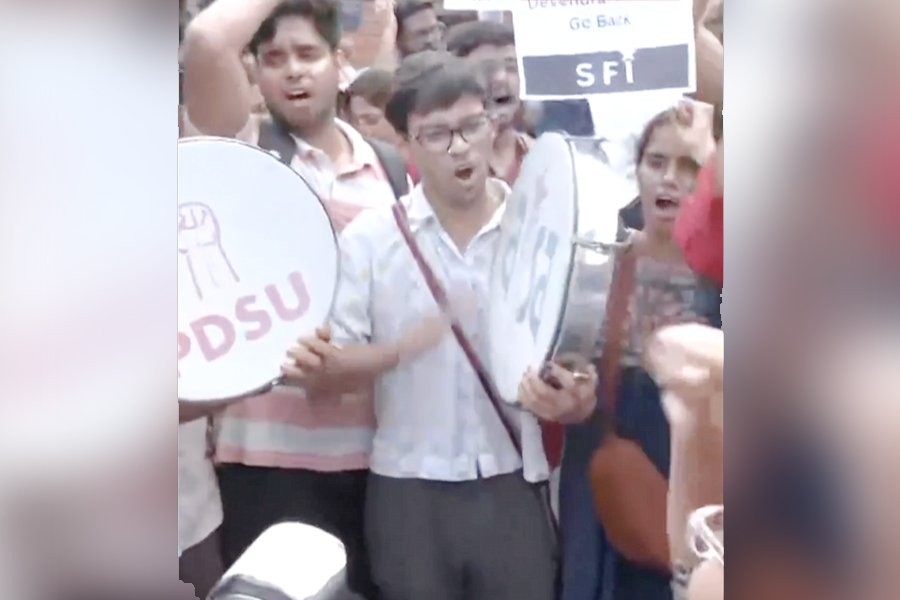 Protest against CM in JNU