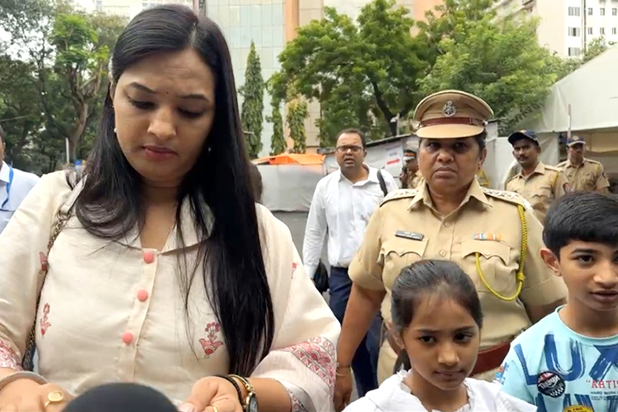 protests against Phuke