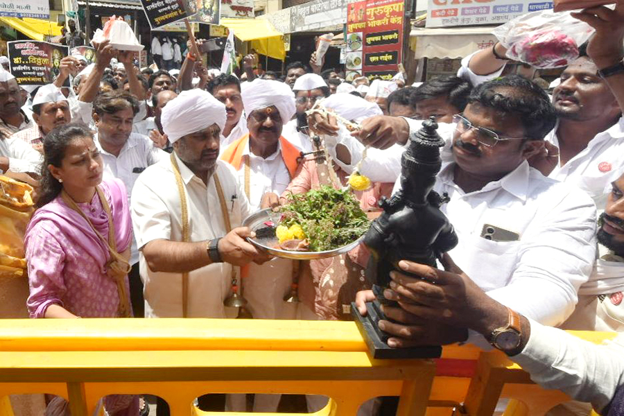 Shetty in Pandharpur