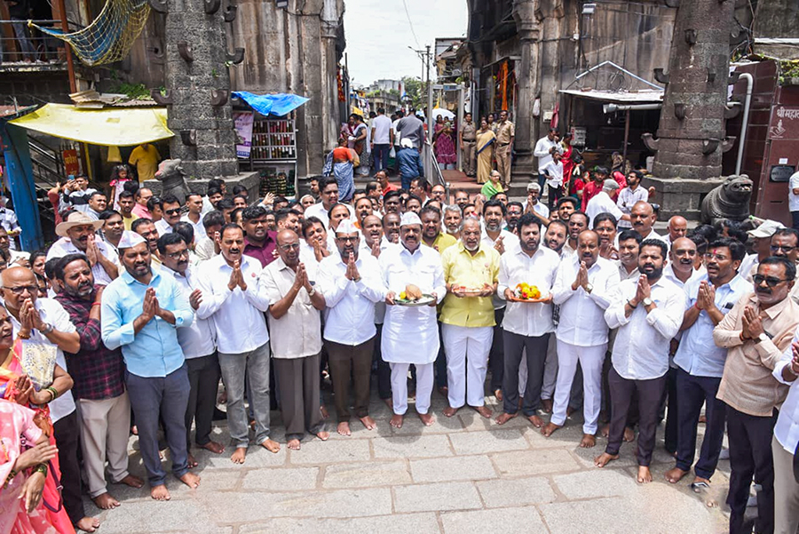 Shetty criticize Shirsagar