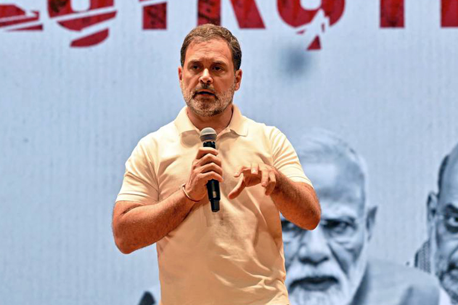 Rahul again targets EC