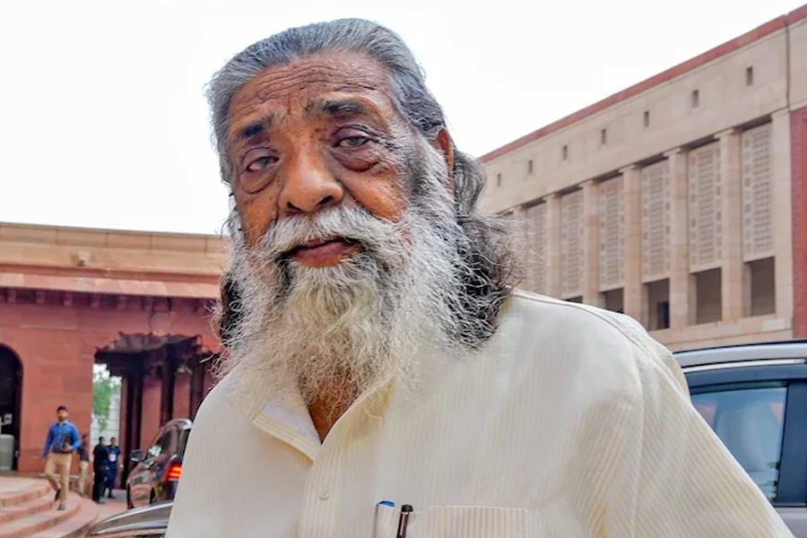 SHIBU SOREN PASSES AWAY