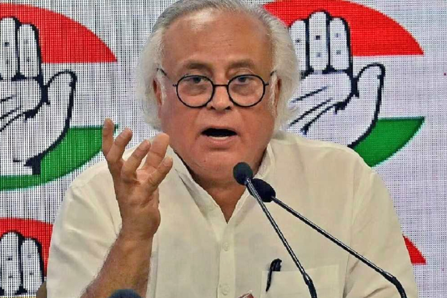 Congress condemns centre