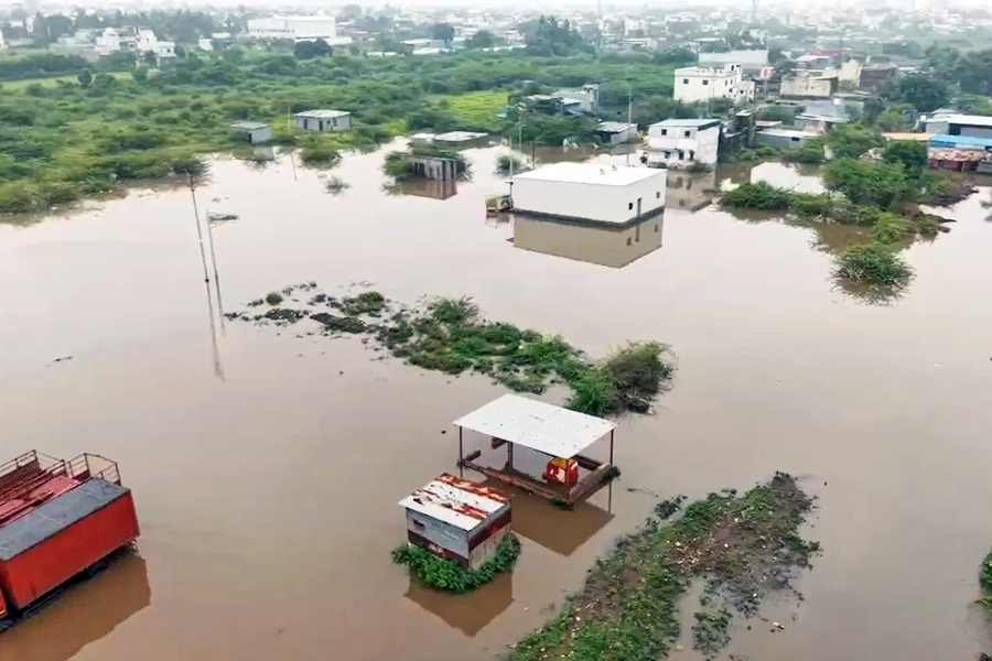 Heavy rain in Solapur