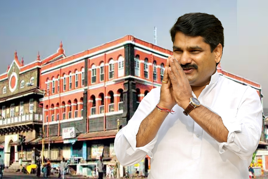 Congress announces its list for Kolhapur and Solapur