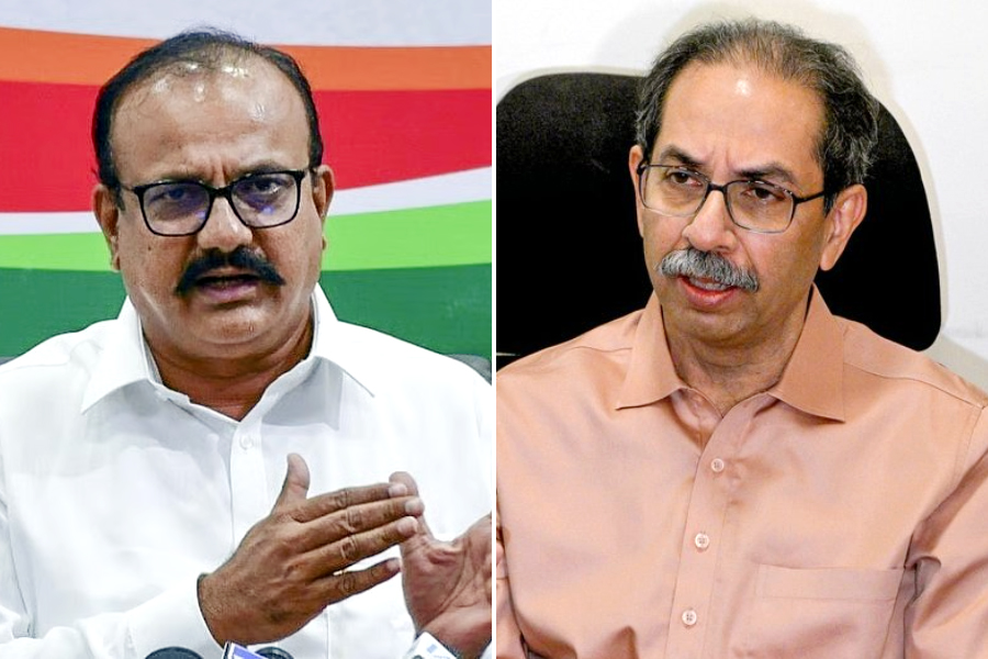 Discussions between Congress and Shiv Sena