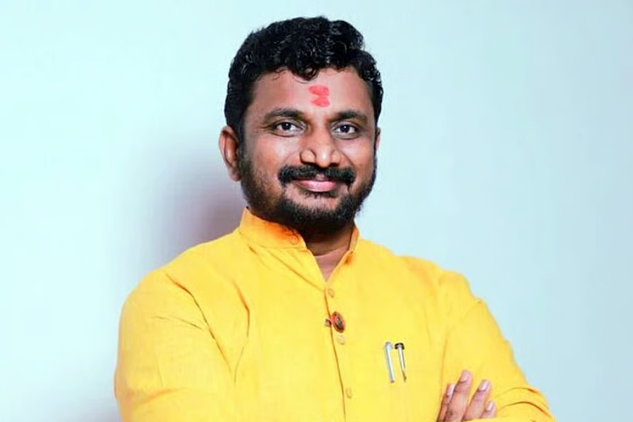 MLA Mitkari demands action against the police