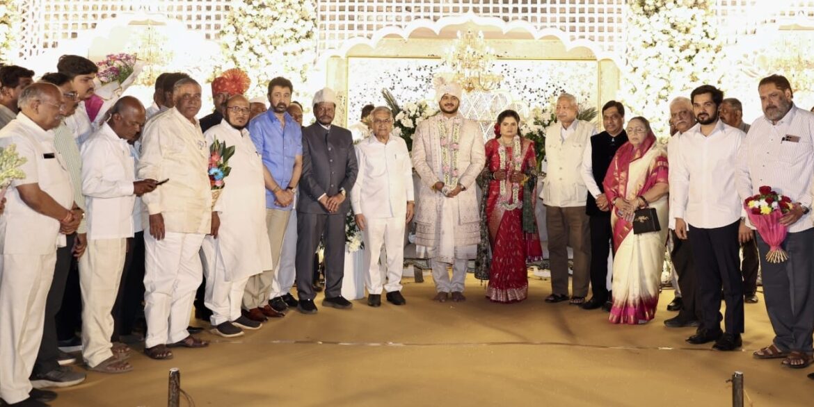 Wedding of Kaustubh Gawade and Mayuri Patil