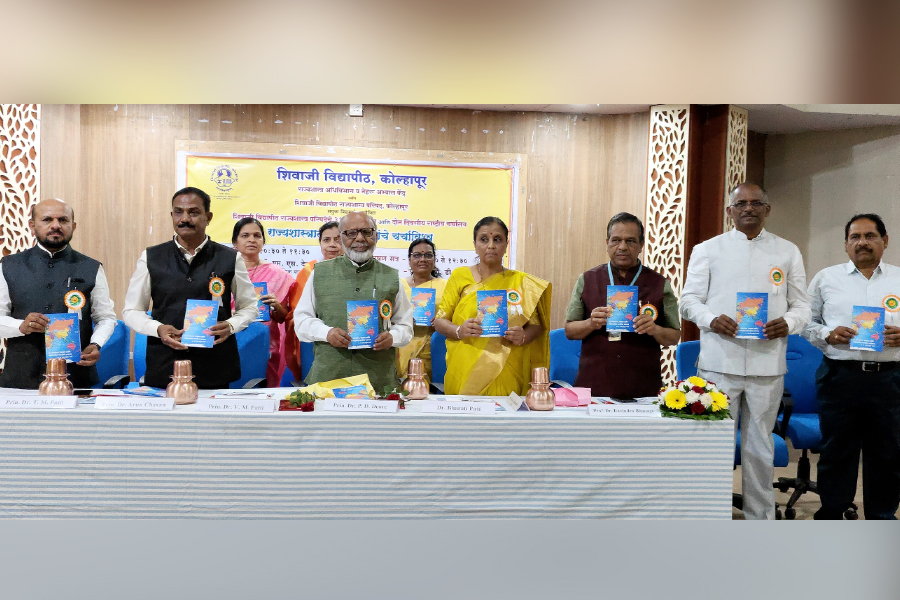 Lecture by Political Thinker Dr. P. D. Devare