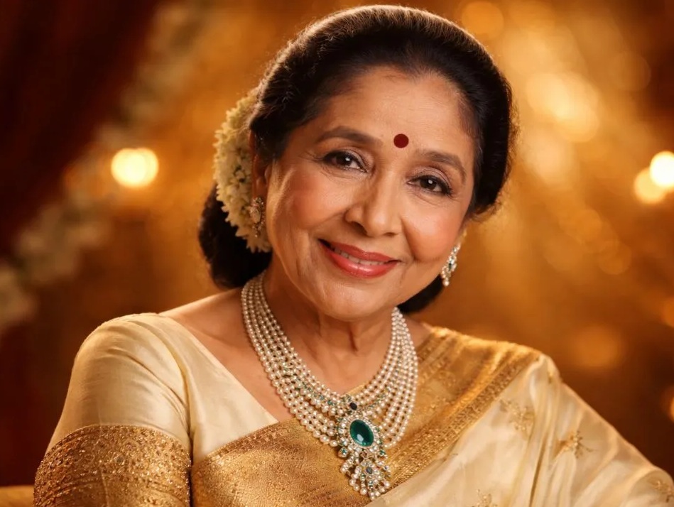 Fans line up to pay their last respects to veteran singer Asha Bhosle