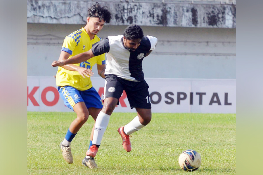 'Patakadil' Enters Semifinals of Satej Cup Football Tournament