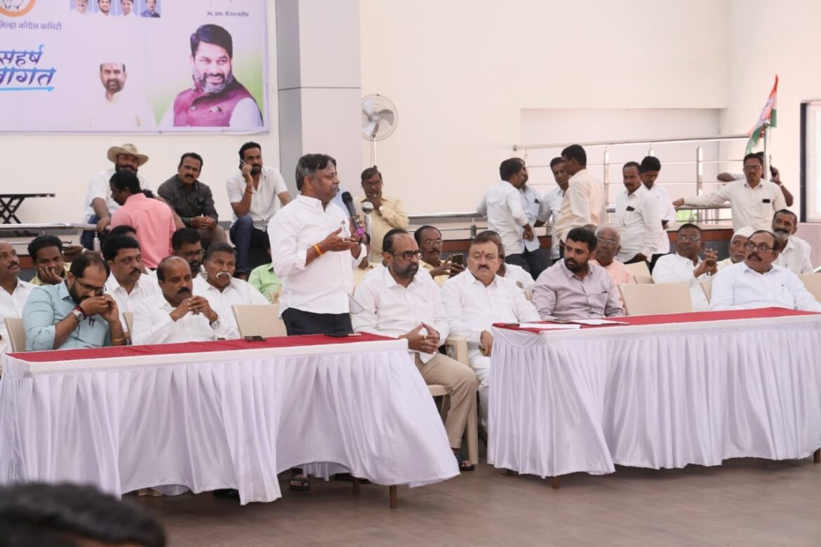 Collection of 10 Lakh Notebooks on the Occasion of Satej Patil's Birthday