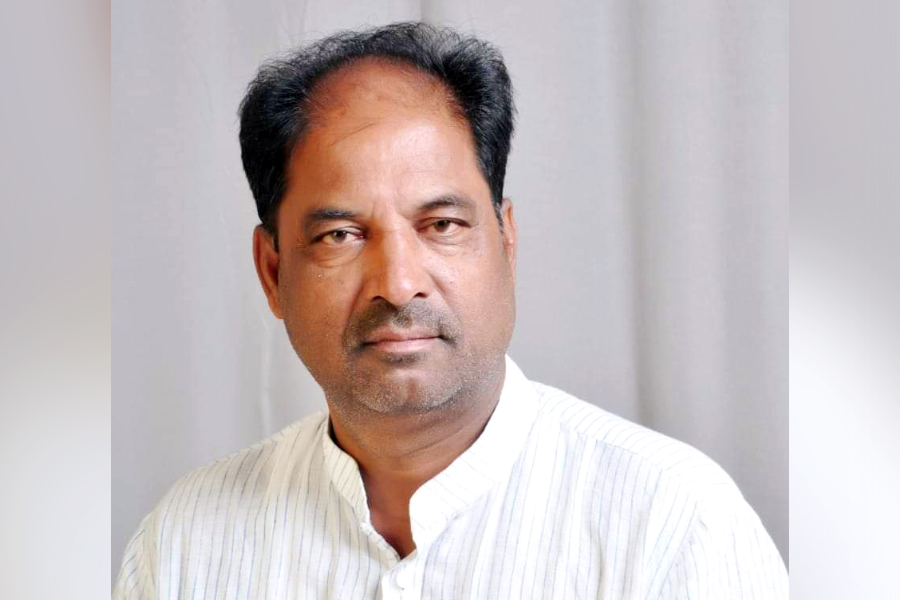Ratnakar Poetry Award presented to Azeem Nawaz Rahi