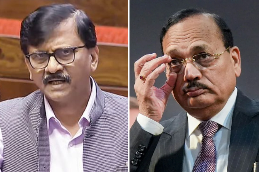Raut takes a dig at the Chief Justice