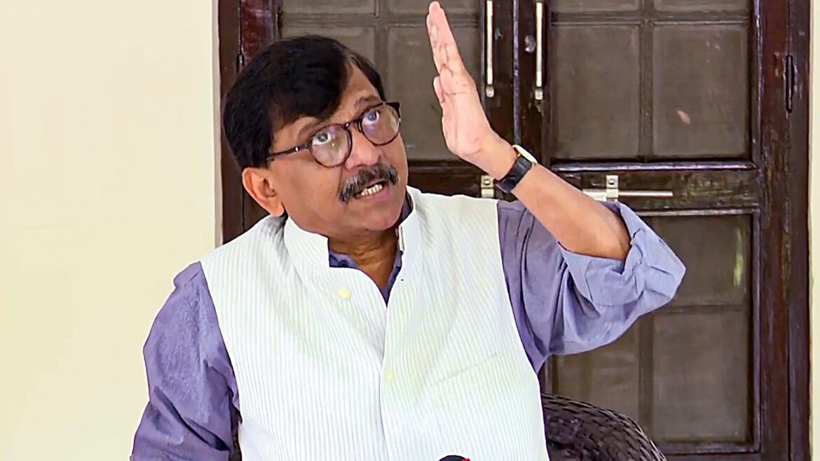 Sanjay Raut criticizes Pratap Sarnaik