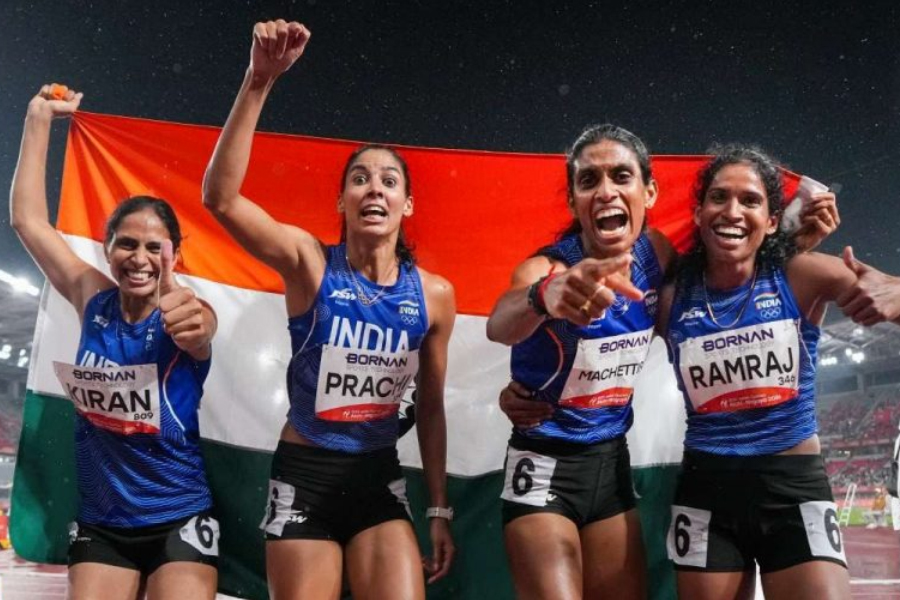 Indian women's relay team wins gold
