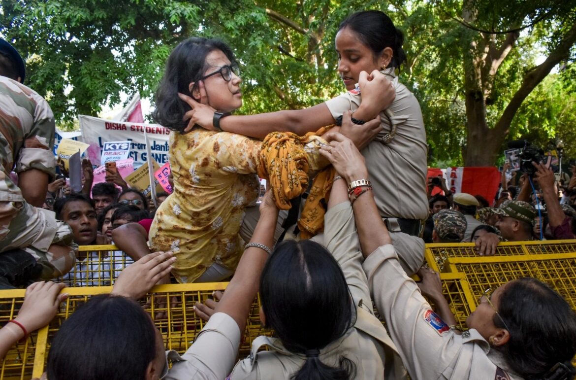 Neha Bora, Delhi, AISA, Delhi protests.